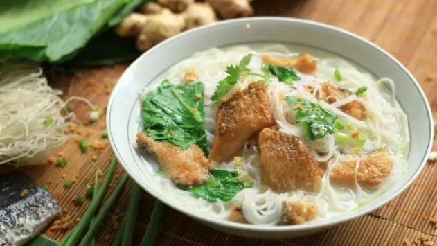 Hadir Juga Di Cemara FoodCourt Medan Bihun Ikan Medan Yang Super Enak