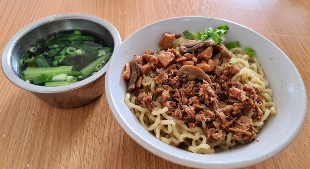 Lepas Rindu Dengan Bakmi Khek Yang Paling Enak Hanya di Cemara Food Court