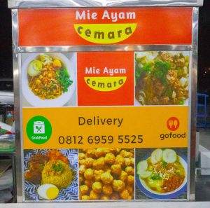 mie ayam cemara di cemara food court