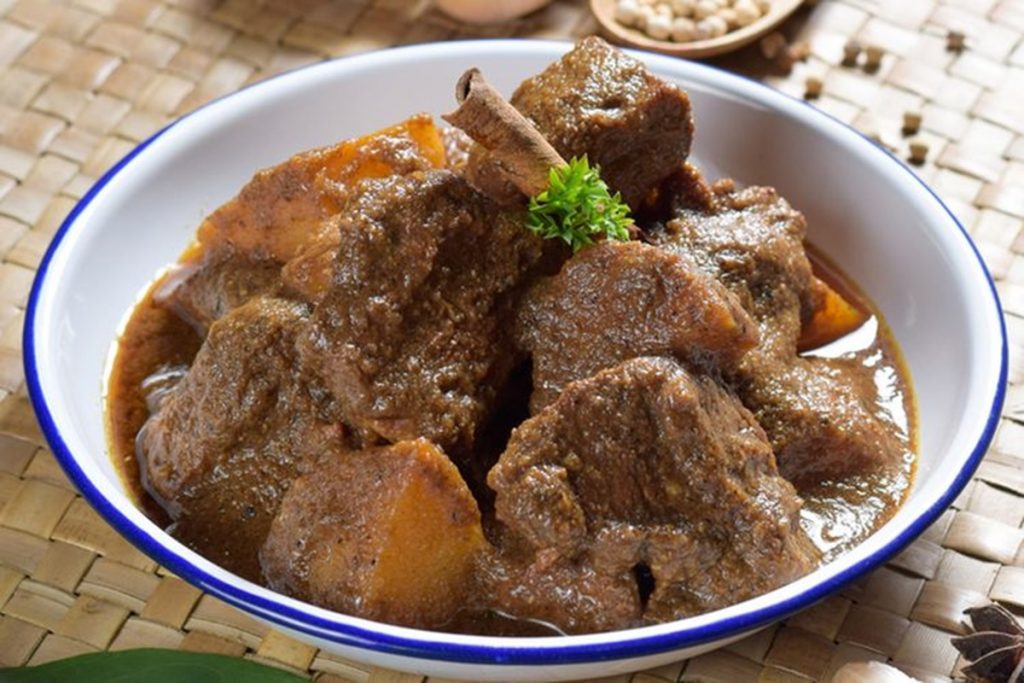 Resep Semur Daging Sapi Spesial Enak dan Empuk