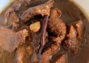 Resep Semur Daging Ala Rumahan